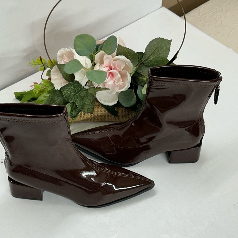 Elegant Brown Ankle Boots